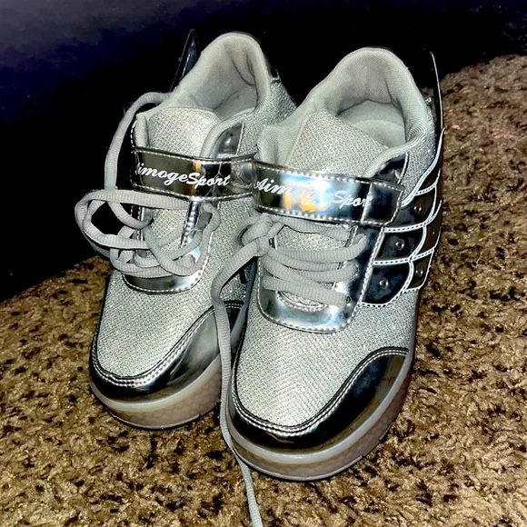 heelys roller shoes for adults